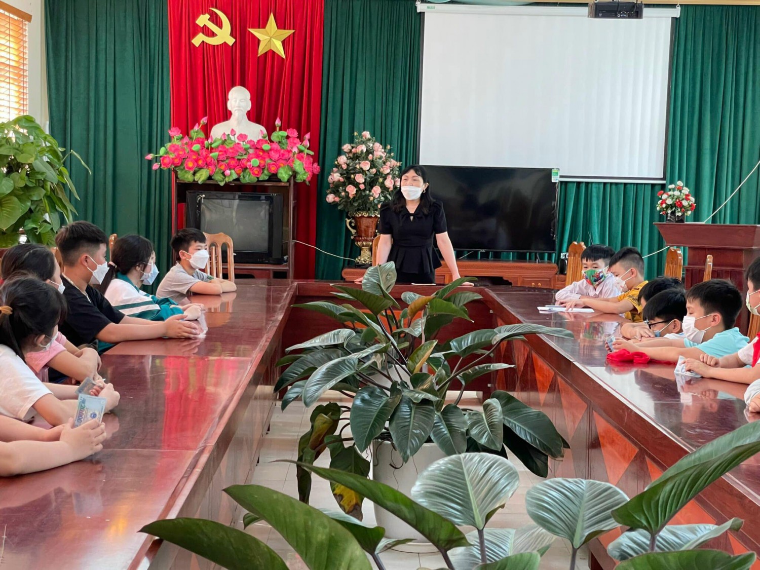 GẶP MẶT HỌC SINH THAM DỰ SÂN CHƠI: "ĐẤU TRƯỜNG TOÁN HỌC" CẤP HUYỆN