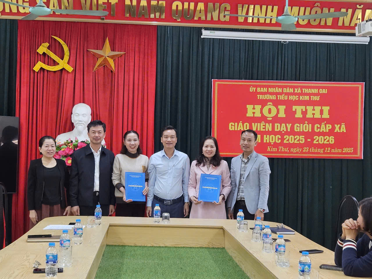 TRƯỜNG TIỂU HỌC THAM DỰ LỄ CÔNG BỐ QUYẾT ĐỊNH ĐIỀU ĐỘNG, BỔ NHIỆM CÁN BỘ QUẢN LÝ