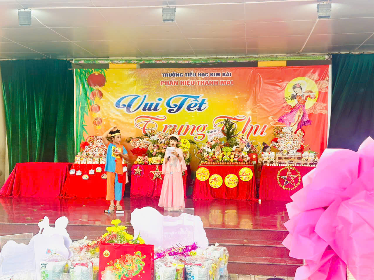 TRƯỜNG TIỂU HỌC KIM BÀI TƯNG BỪNG TỔ CHỨC CHƯƠNG TRÌNH "VUI TẾT TRUNG THU – ĐÓN TRĂNG YÊU THƯƠNG" NĂM 2026